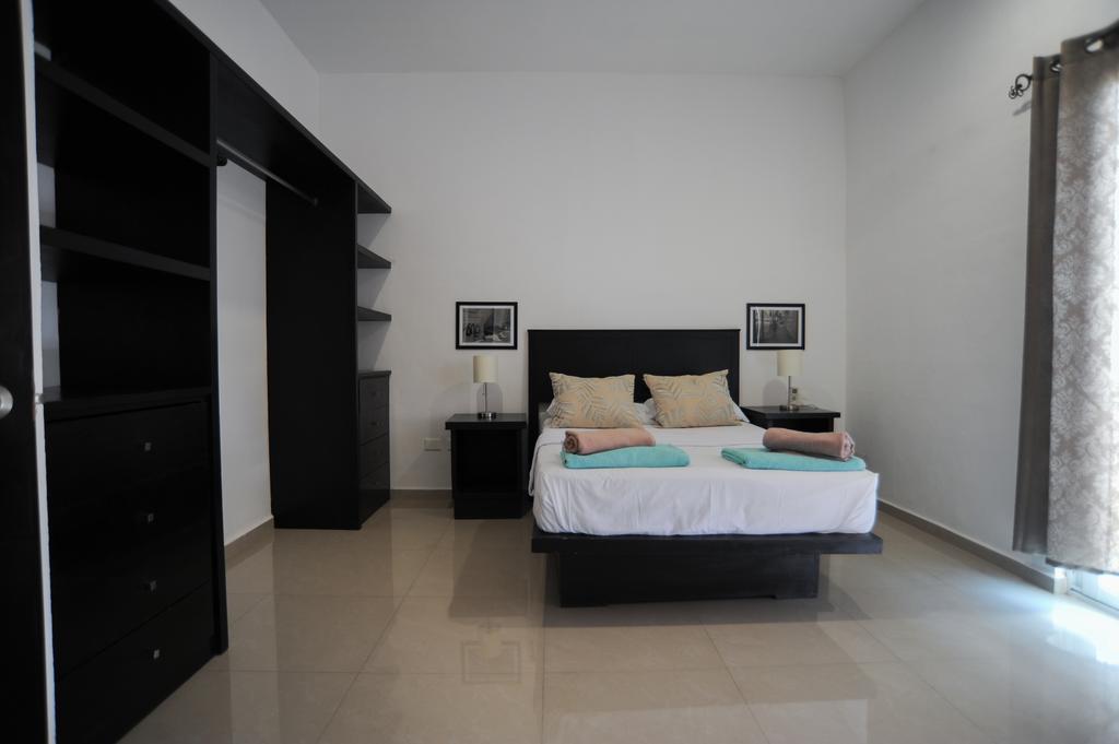 Casa Felicidad Apartment Плая дел Кармен Екстериор снимка