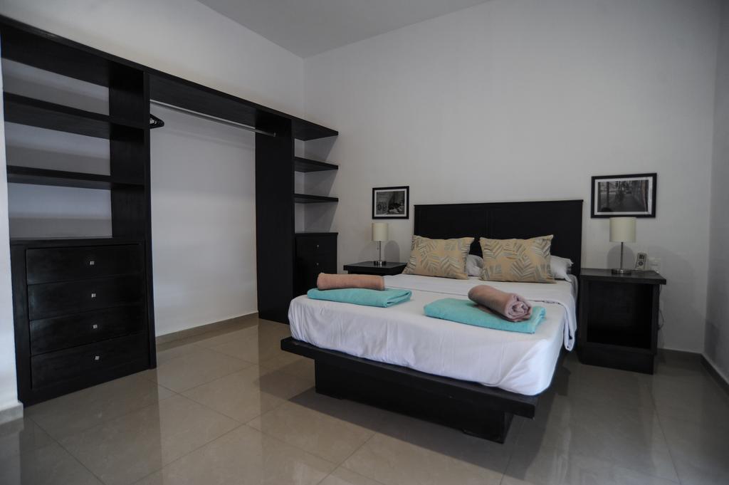 Casa Felicidad Apartment Плая дел Кармен Екстериор снимка